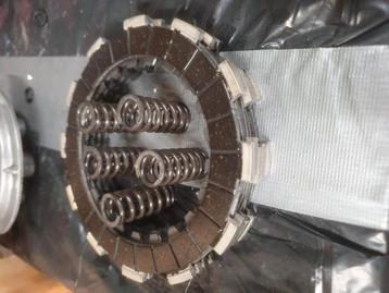 5 koppelings platen derbi (d50b0) 2006 beschikbaar voor biedingen