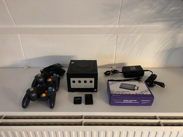Nintendo Gamecube 78 spellen Mod / Homebrew + 2 controllers, Spelcomputers en Games, Spelcomputers | Nintendo GameCube, Zo goed als nieuw