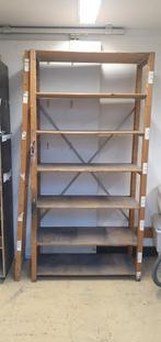 Stellingkast hout 210cm hoog, Ophalen, Met plank(en), Gebruikt, 100 tot 150 cm