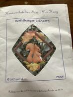 Patroon: Herfsthanger Eekhoorn, Hobby en Vrije tijd, Vilt, Ophalen of Verzenden, Gebruikt, Boek of Patroon
