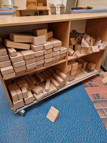 Houten Speelgoed Blokken Set beschikbaar voor biedingen