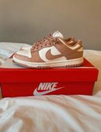 Nike dunk low whisper pink, Kleding | Dames, Schoenen, Ophalen of Verzenden, Zo goed als nieuw, Roze, Sneakers of Gympen