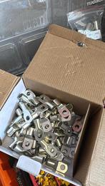 99 stuks - Persoog 70mm² M10, Ophalen, Nieuw