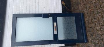 Tekoop hardhouten voordeur linksdraaiend   92x210 hoog  beschikbaar voor biedingen