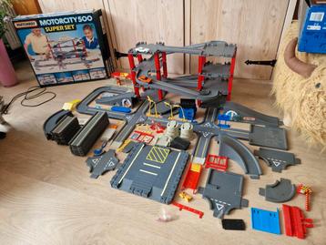 Matchbox Motorcity 500 Super Set + extra parts beschikbaar voor biedingen