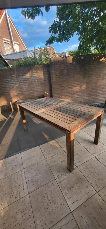 Stijgerhouten tuintafel 78-170-92 beschikbaar voor biedingen