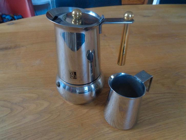 GUIDO BERGNA koffiepercolator + melkkannetje, Huis en Inrichting, Keuken | Keukenbenodigdheden, Zo goed als nieuw, Ophalen of Verzenden