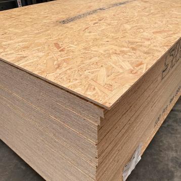 OSB-platen, constructieplaten 9mm rechte kanten, 1220x2440mm beschikbaar voor biedingen
