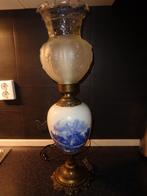 vintage lamp type olie met glas kap, Antiek en Kunst, Antiek | Lampen, Ophalen of Verzenden