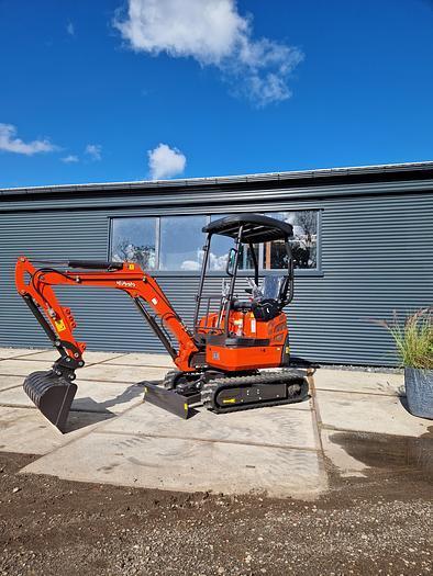 Rhinoceros xn18 3 cil kubota diesel, Zakelijke goederen, Machines en Bouw | Kranen en Graafmachines, Graafmachine