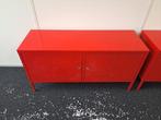 Rode metalen kast, lockerkast/tvmeubel 2 stuks beschikbaar, Ophalen, Gebruikt, Locker