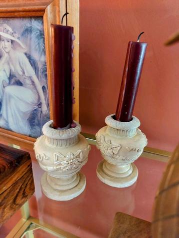 Vintage Set Kaarsenhouders Romeinse Urn  beschikbaar voor biedingen
