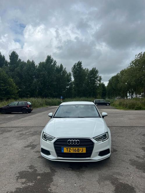 Audi A3 30 TDI 116pk S Tronic 2018 Wit, Auto's, Audi, Particulier, A3, Diesel, Euro 6, Sedan, Automaat, Origineel Nederlands, Wit