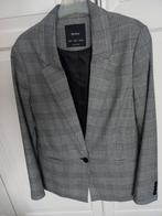 Grijs geruite blazer van bershka mt S 2 x gedragen, Ophalen of Verzenden, Zo goed als nieuw, Maat 38/40 (M), Grijs