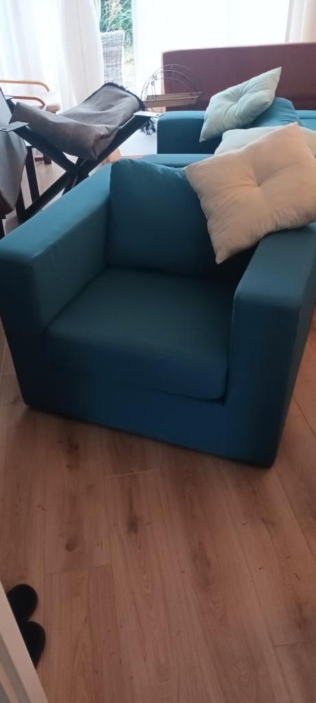 Twee mooie blauwe fauteuils, Huis en Inrichting, Banken | Sofa's en Chaises Longues, Zo goed als nieuw, Eenpersoons, Minder dan 150 cm