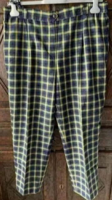 Blauw + geel geruite broek; your sixth sense; taille 94 cm beschikbaar voor biedingen