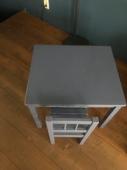 Kindertafel en stoeltje, Huis en Inrichting, Tafels | Bijzettafels, Gebruikt, 45 tot 60 cm, Minder dan 55 cm, Hout, Ophalen