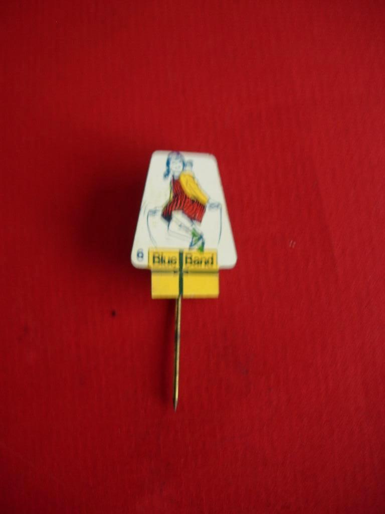 speldje van Blue Band (touwtjespringster), Verzenden, Zo goed als nieuw, Merk, Speldje of Pin