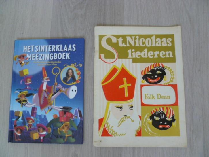Sinterklaas meezingboek (nw.)+ Sint muziekboek met notenbalk, Diversen, Sinterklaas, Zo goed als nieuw, Ophalen of Verzenden