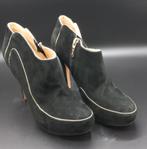 Guess by Marciano zwart suède hakken 37, Guess, Zwart, Ophalen of Verzenden, Zo goed als nieuw