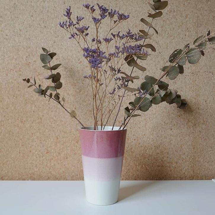 Vintage vaas in roze degradé, Huis en Inrichting, Woonaccessoires | Vazen, Zo goed als nieuw, Overige kleuren, Minder dan 50 cm