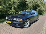BMW E39 540i Touring - Youngtimer Origineel & Gedocumenteerd, Auto's, Automaat, Achterwielaandrijving, 2000 kg, Blauw