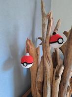 Kerstbal pokéball, Ophalen of Verzenden, Nieuw, Overige materialen, Minder dan 25 cm