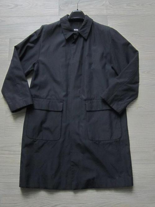 Zwarte Halflange Jas (met Gebreken) Hugo Boss - Maat 48, Kleding | Heren, Jassen | Zomer, Gedragen, Maat 48/50 (M), Zwart, Verzenden