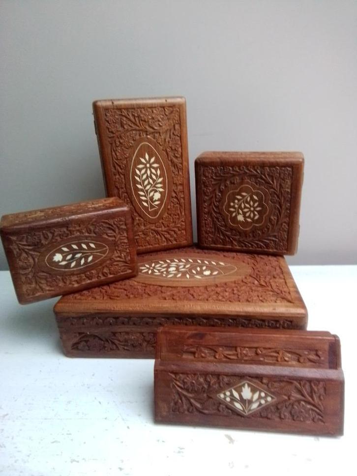 set houten dozen uit indonesie, Antiek en Kunst, Kunst | Beelden en Houtsnijwerken, Ophalen of Verzenden