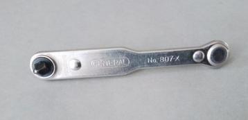 Ratelschroevendraaier General 807- X

T.e.a.b
Ophalen beschikbaar voor biedingen