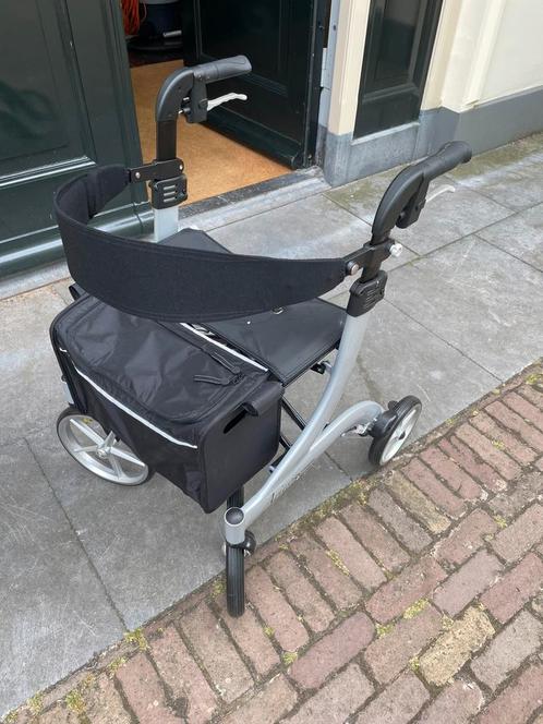 Rollator Integrety type “Aries by”, Diversen, Rollators, Lichtgewicht, Ophalen of Verzenden