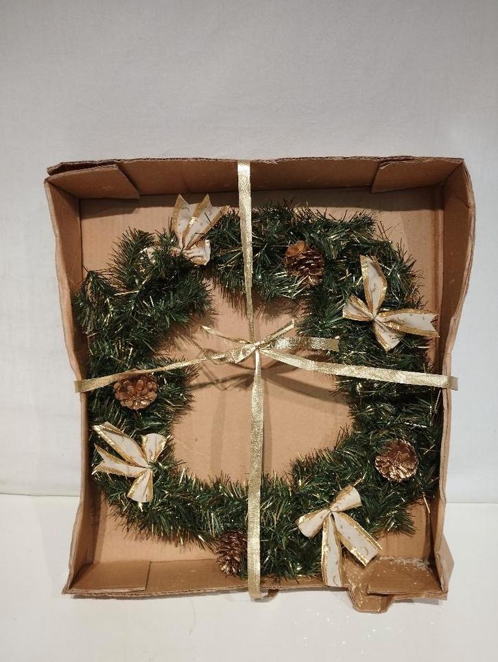 kerstkrans met strik, Diversen, Kerst, Nieuw, Ophalen of Verzenden