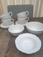 Countryfield servies kopjes/schaaltjes ecrue, Huis en Inrichting, Keuken | Servies, Nieuw, Ophalen of Verzenden, Overige stijlen