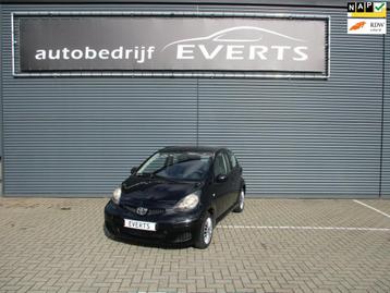 Toyota Aygo 1.0-12V Comfort Apk 27-05-2026 Airco zeer nette  beschikbaar voor biedingen