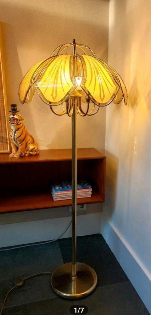 Vintage Hollywood Regency vloerlamp  lotus, Ophalen