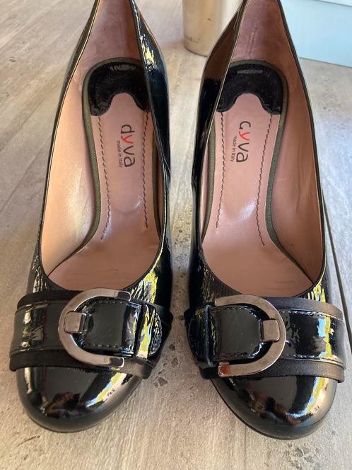 ITALIAANSE DESIGN SCHOEN PUMP MAAT 39,5, Kleding | Dames, Schoenen, Zo goed als nieuw, Ophalen of Verzenden