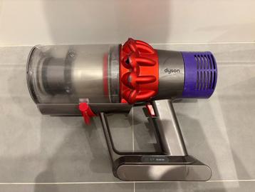  Dyson V10 Stofzuiger te koop – Werkt niet   beschikbaar voor biedingen