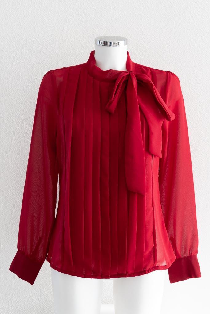 Rode transparante blouse met plooien maat M, Kleding | Dames, Blouses en Tunieken, Zo goed als nieuw, Maat 38/40 (M), Rood, Ophalen of Verzenden