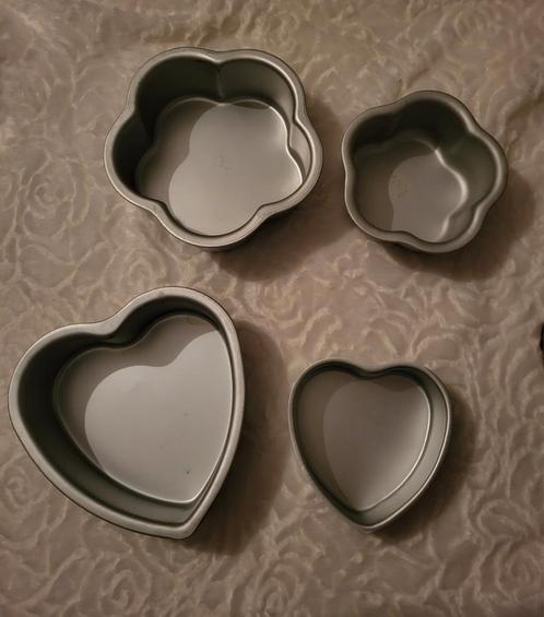 Diverse bakvormen, Hobby en Vrije tijd, Taarten en Cupcakes maken, Zo goed als nieuw, Bakvorm, Taarten, Ophalen of Verzenden
