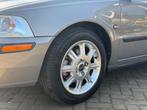 Volvo V40 1.8 Europa/Airco/Elektrische Raam/Apk/Volledig ond, 65 €/maand, Gebruikt, 4 cilinders, Leder en Stof