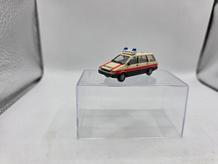 Rietze Mitsubishi Space Wagon 1:87, Hobby en Vrije tijd, Modelauto's | 1:87, Zo goed als nieuw, Auto, Rietze, Ophalen of Verzenden