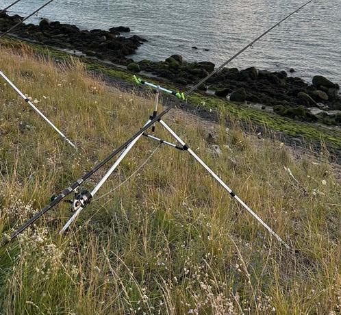 Strandsteun Yuki Tripod, Watersport en Boten, Hengelsport | Zeevissen, Gebruikt, Overige typen, Ophalen