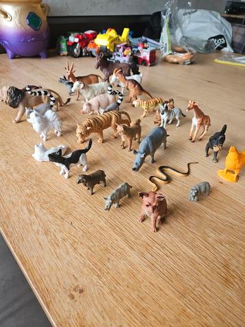 Speelgoed dieren 28 stuks beschikbaar voor biedingen