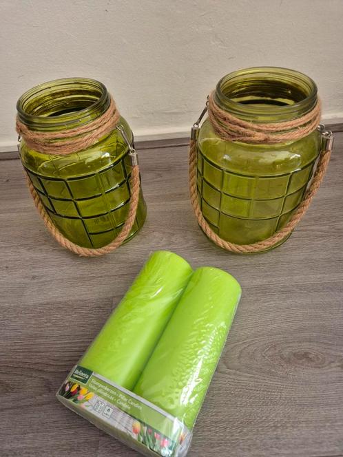 Mooie groene windlichten met nieuwe kaarsen, Huis en Inrichting, Woonaccessoires | Kandelaars en Kaarsen, Gebruikt, Minder dan 25 cm