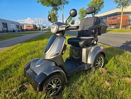 Snelle  scootmobiel! Tot 30kmh - 1 jaar oud, Diversen, Brommobielen en Scootmobielen, Zo goed als nieuw, Overige merken, 36 t/m 45 km