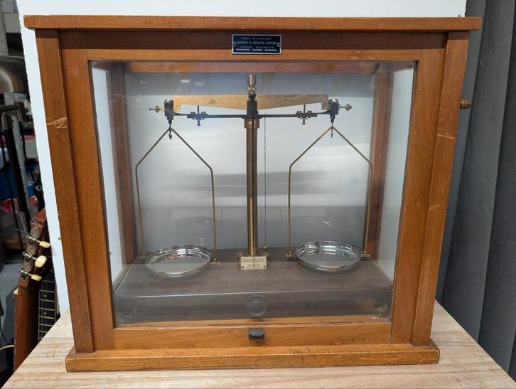 Laboratoriumbalans van Griffin & George Limited. rek5, Antiek en Kunst, Antiek | Overige Antiek, Ophalen