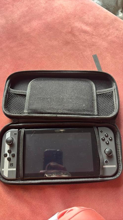 Nintendo Switch Zelda Edition +10 spellen, Spelcomputers en Games, Spelcomputers | Nintendo Switch, Gebruikt, Switch Original