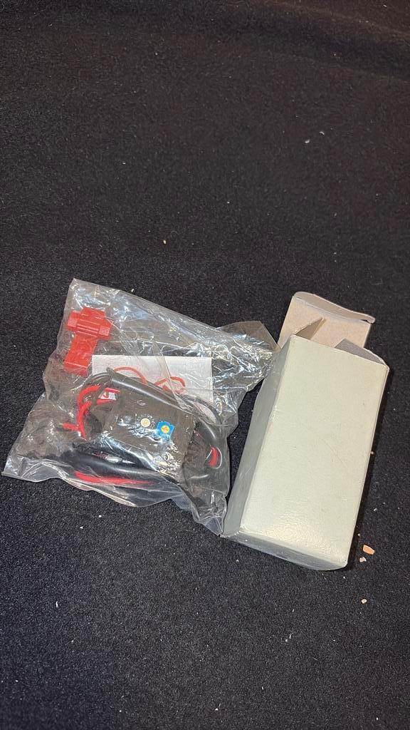 Nieuwe 2t scooter begrenzer, Fietsen en Brommers, Brommeronderdelen | Scooters, Zo goed als nieuw, Overige merken, Overige typen