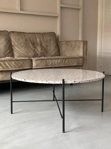 Salontafel WOOOD terrazzo beschikbaar voor biedingen