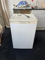 White knight koelkast (energie level A), Witgoed en Apparatuur, Vriezers en Diepvrieskisten, Ophalen, Minder dan 85 cm, Minder dan 60 cm